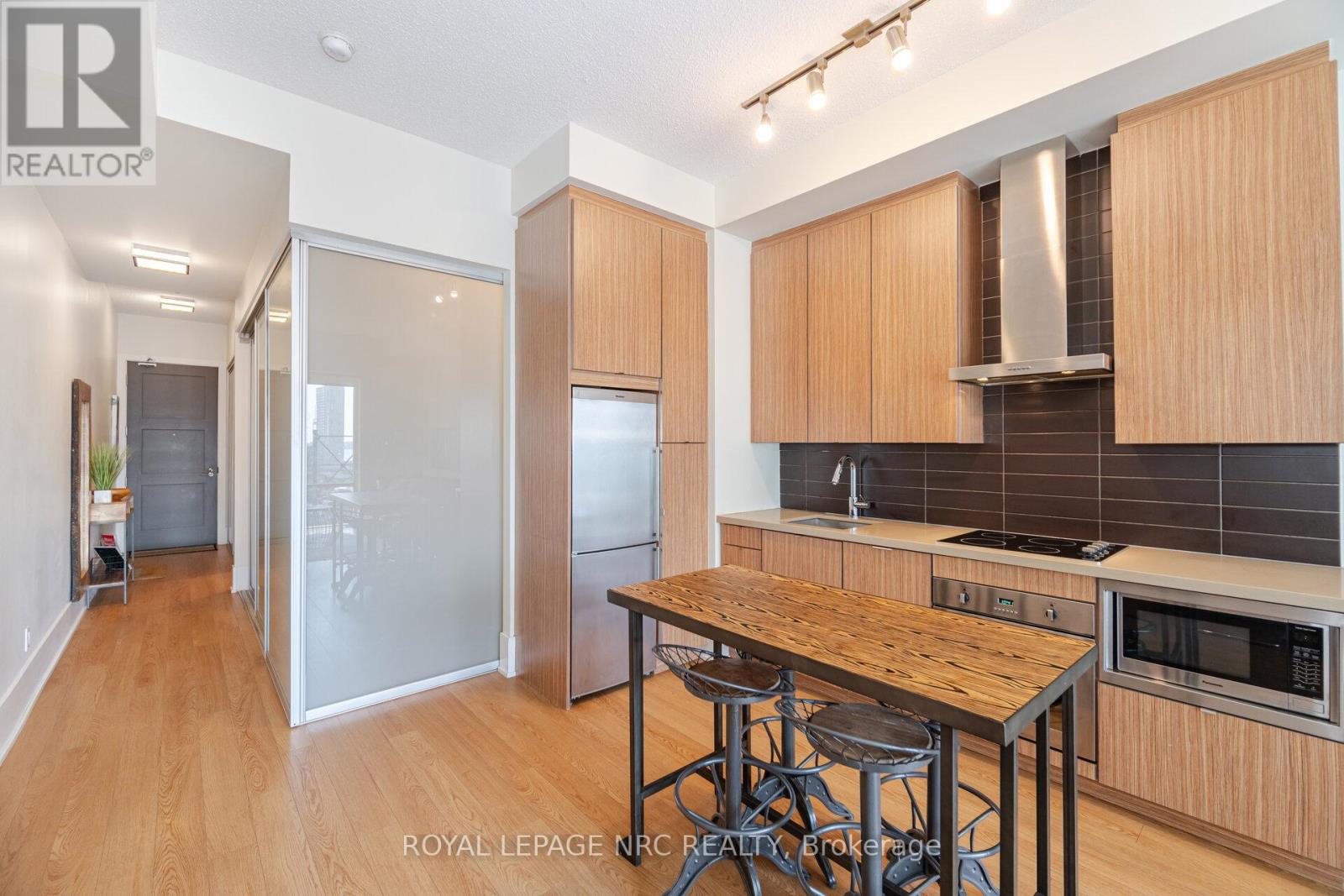 Photo 8 of 920 20 John Street, Toronto ON