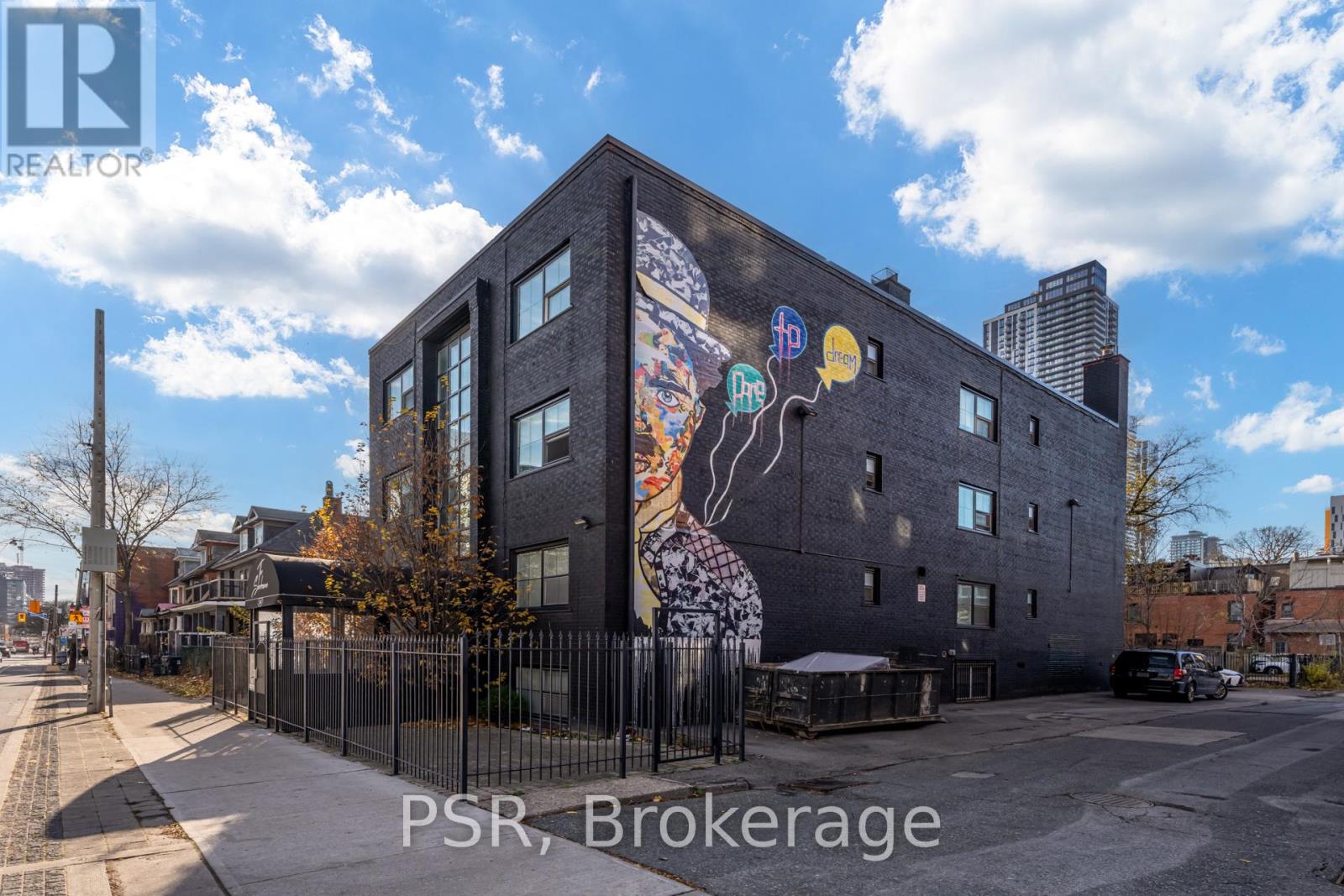 Photo 1 of 206 256 Sherbourne Street, Toronto ON