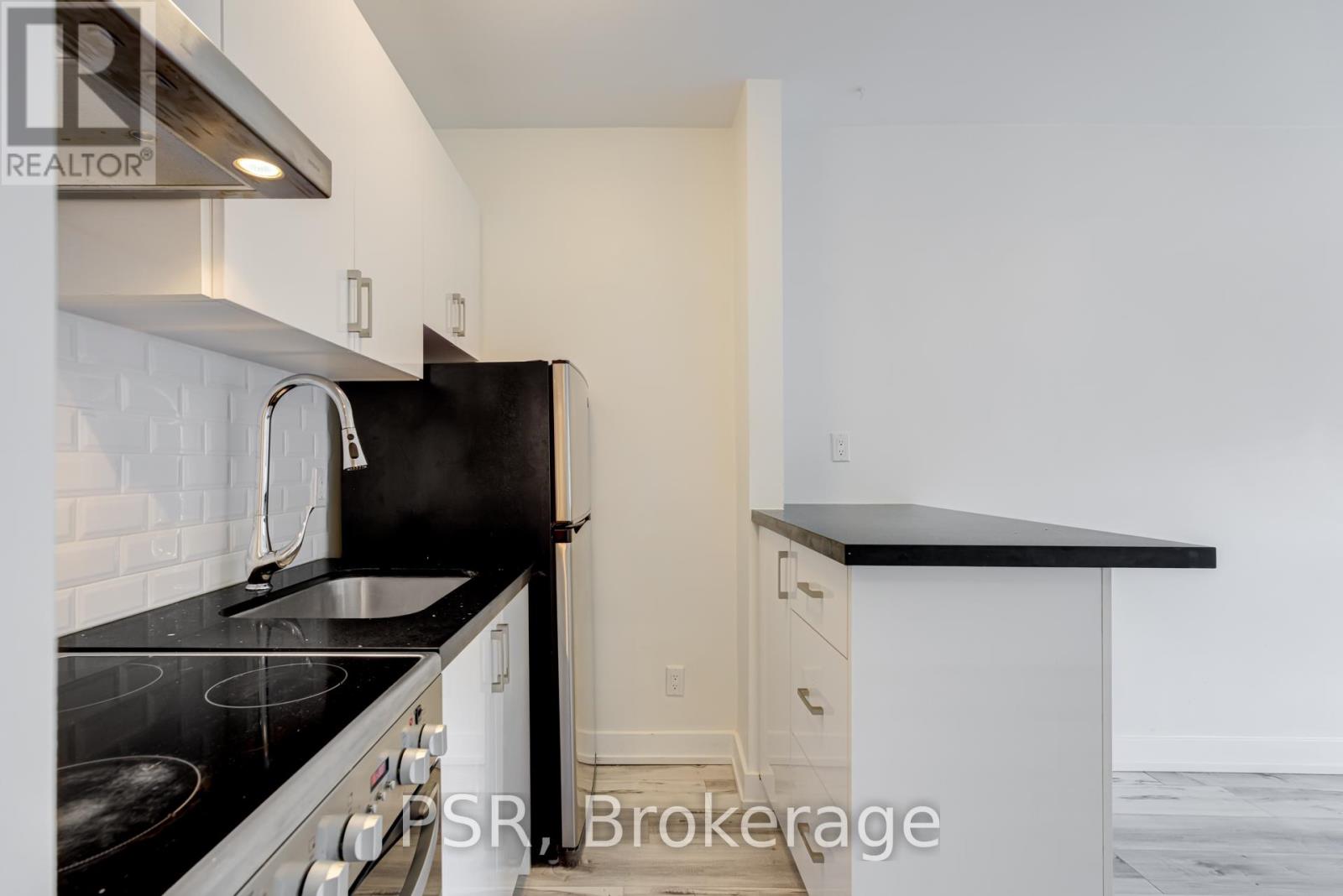 Photo 10 of 206 256 Sherbourne Street, Toronto ON