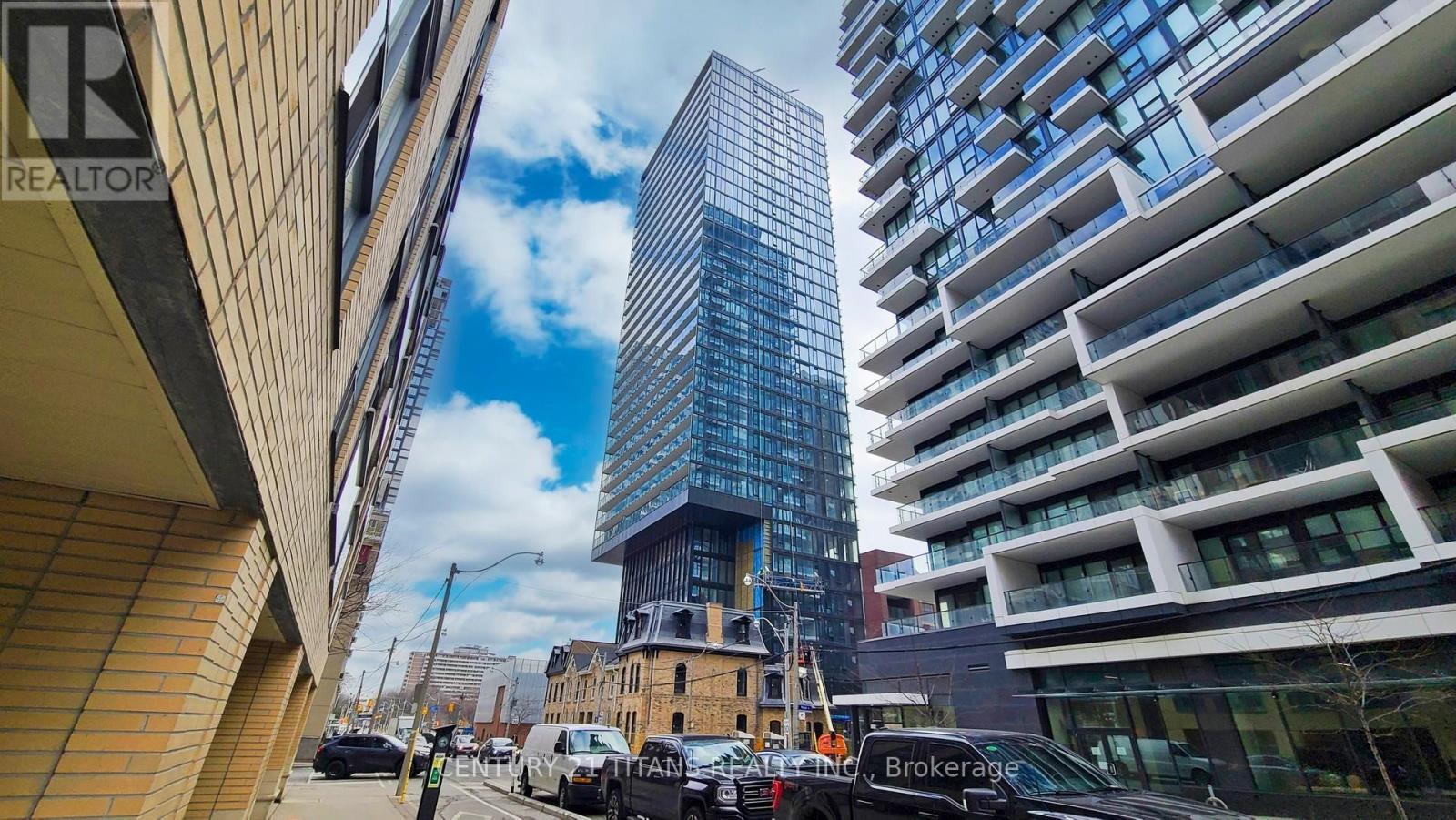 Photo 22 of 401 47 Mutual Street, Toronto ON