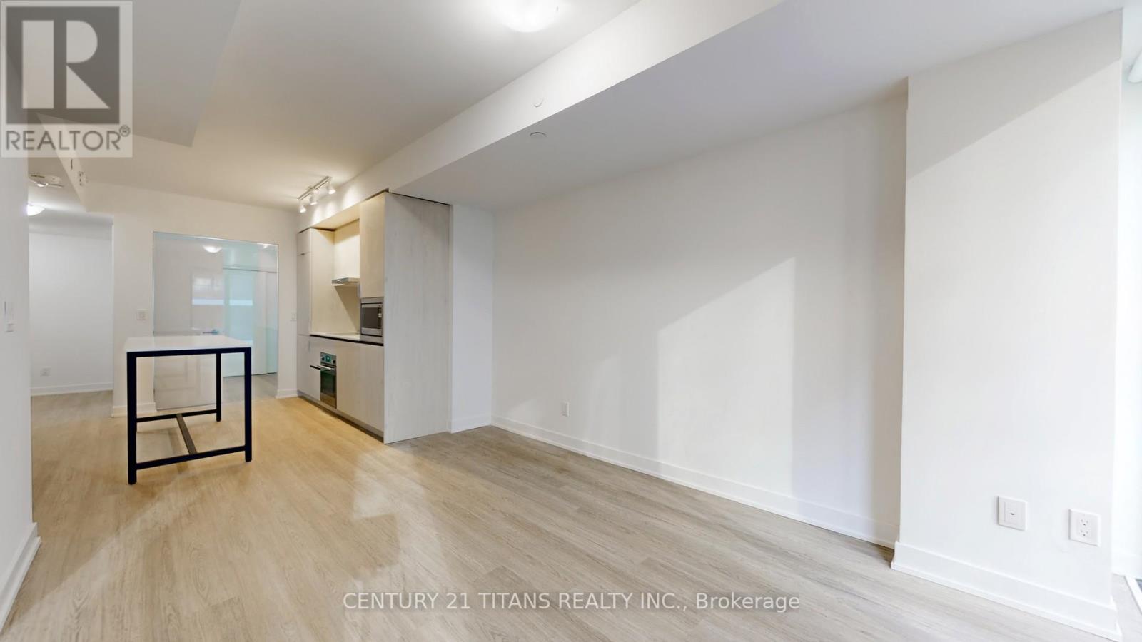 Photo 17 of 401 47 Mutual Street, Toronto ON