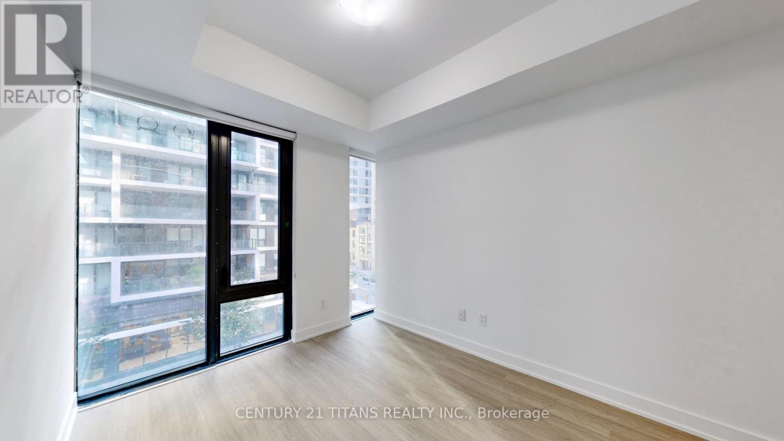Photo 9 of 401 47 Mutual Street, Toronto ON