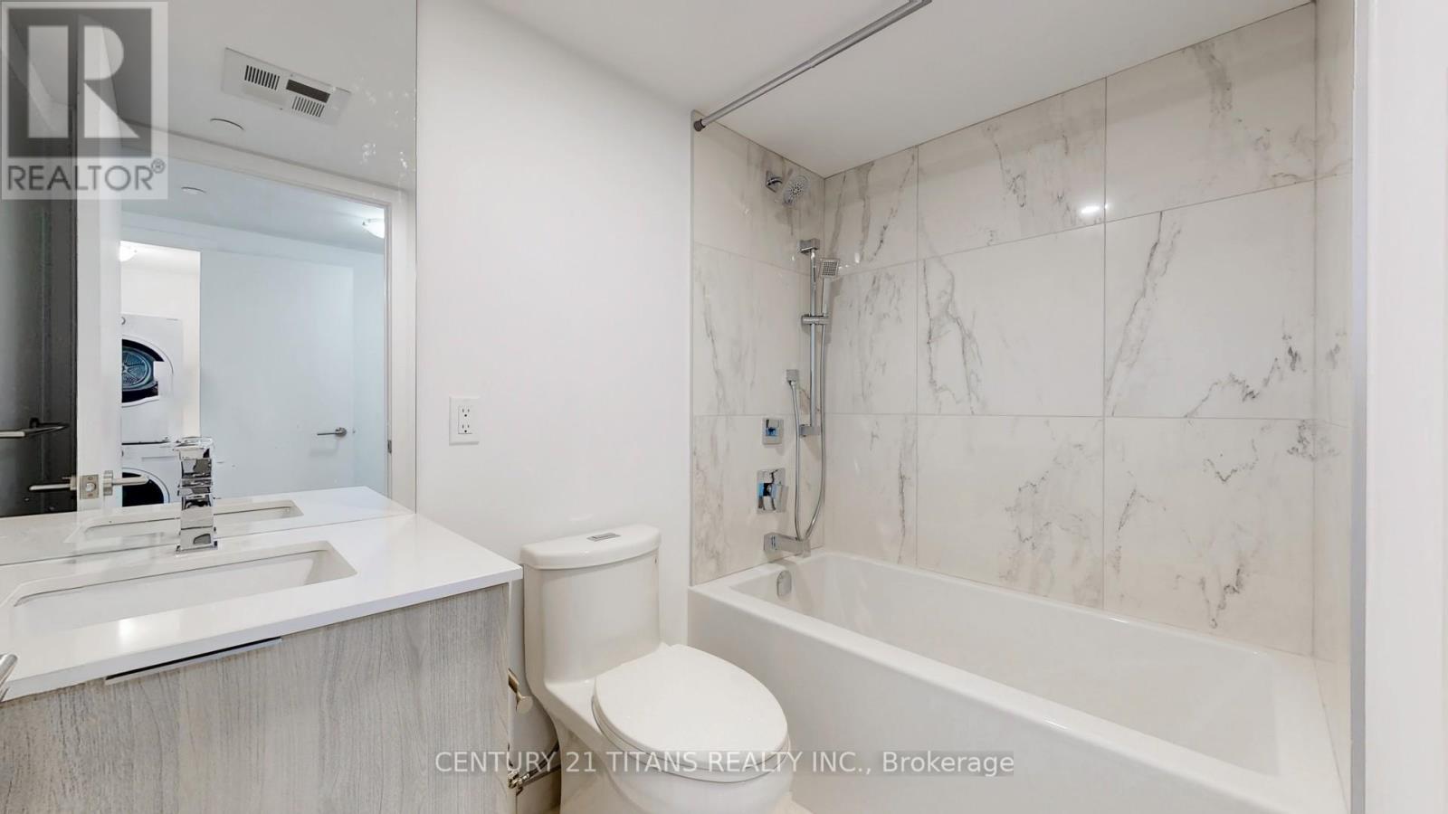 Photo 21 of 401 47 Mutual Street, Toronto ON