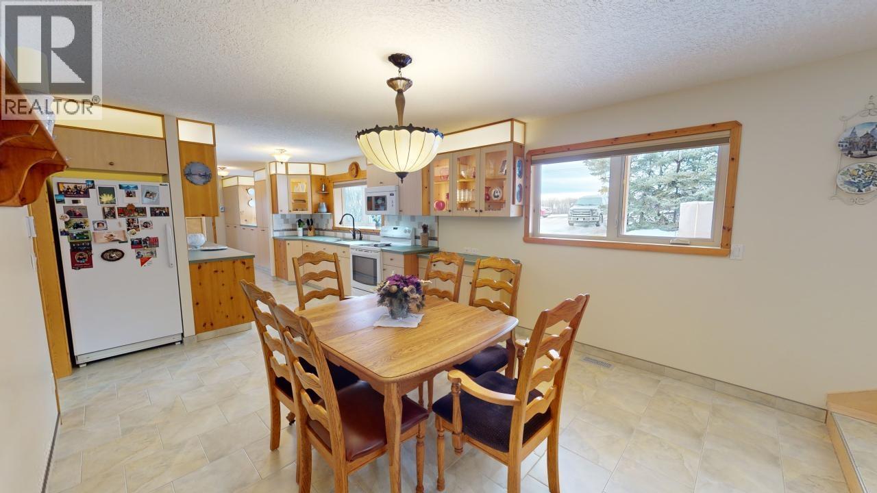 Photo 14 of 10381 271 Road, Fort St John BC
