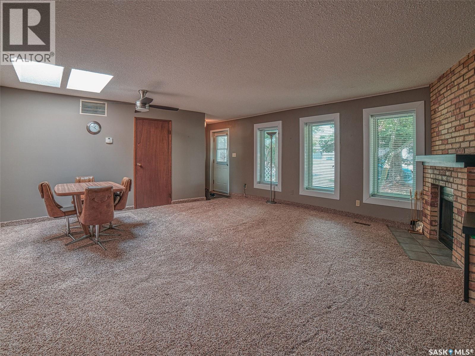 Photo 20 of 295 12 Th Avenue W, Melville SK
