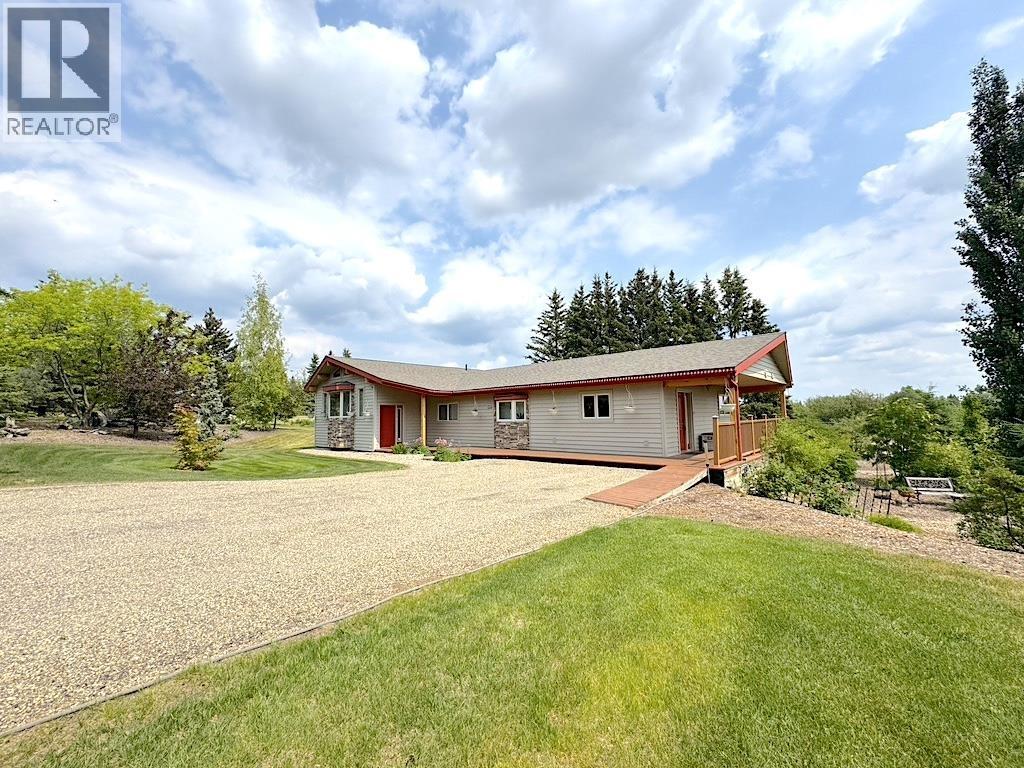 Photo 11 of 10381 271 Road, Fort St John BC