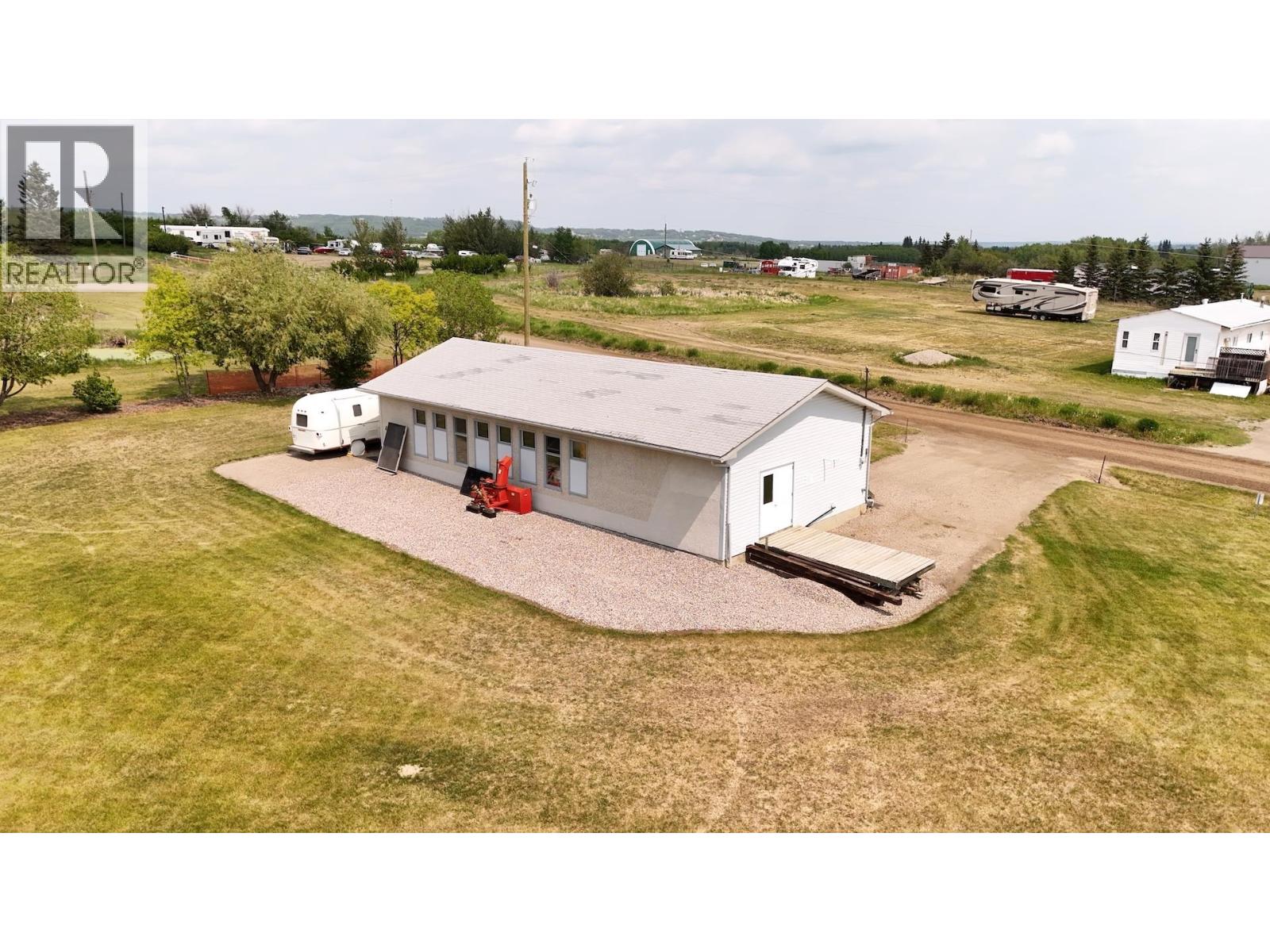 Photo 2 of 10381 271 Road, Fort St John BC