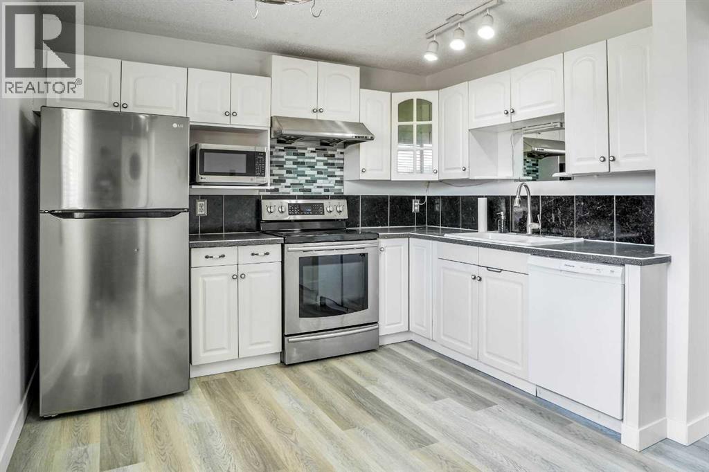 Single Family House for Sale in  erin ridge Road SE Erin Woods Calgary 
