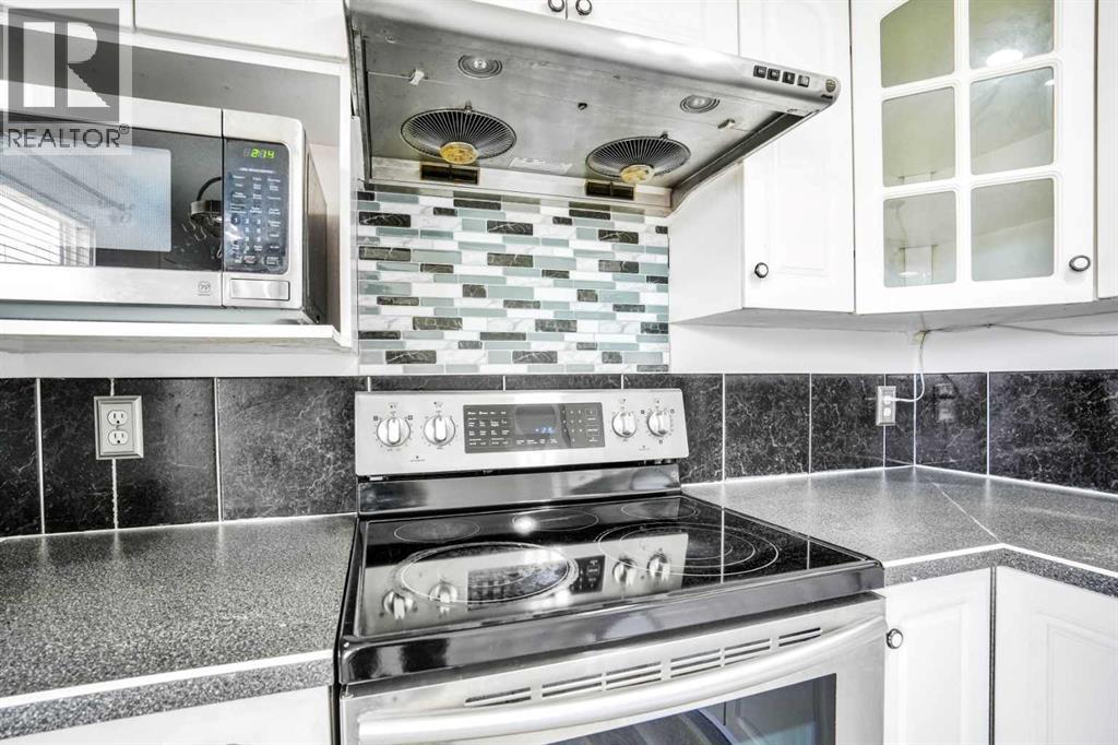 Single Family House for Sale in  erin ridge Road SE Erin Woods Calgary 