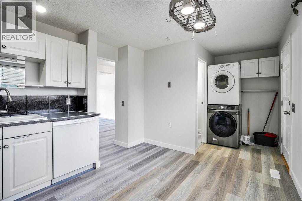 Single Family House for Sale in  erin ridge Road SE Erin Woods Calgary 