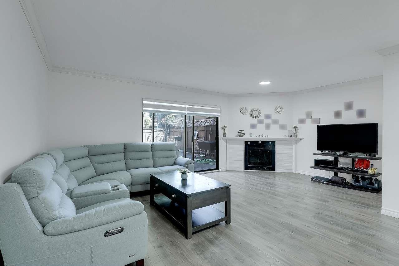 Photo 3 of 252 9452 Prince Charles Boulevard, Surrey BC