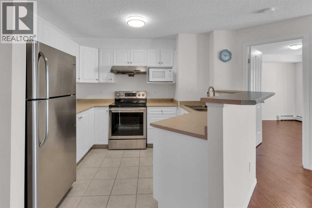 Single Family House for Sale in   Citadel Meadow Point NW Citadel Calgary 