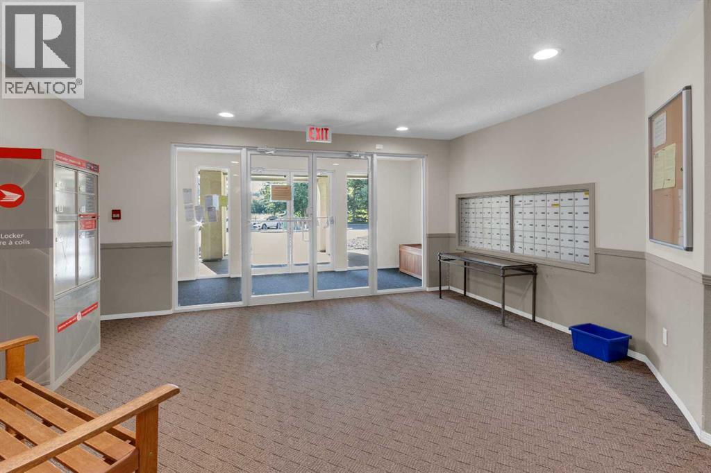 Single Family House for Sale in   Citadel Meadow Point NW Citadel Calgary 