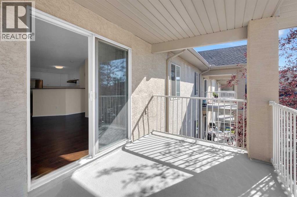 Single Family House for Sale in   Citadel Meadow Point NW Citadel Calgary 