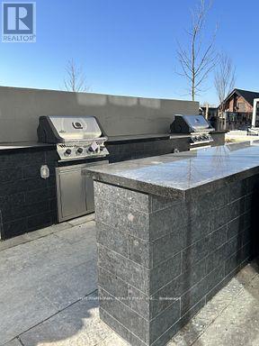 Photo 5 of 814 286 Main Street, Toronto ON