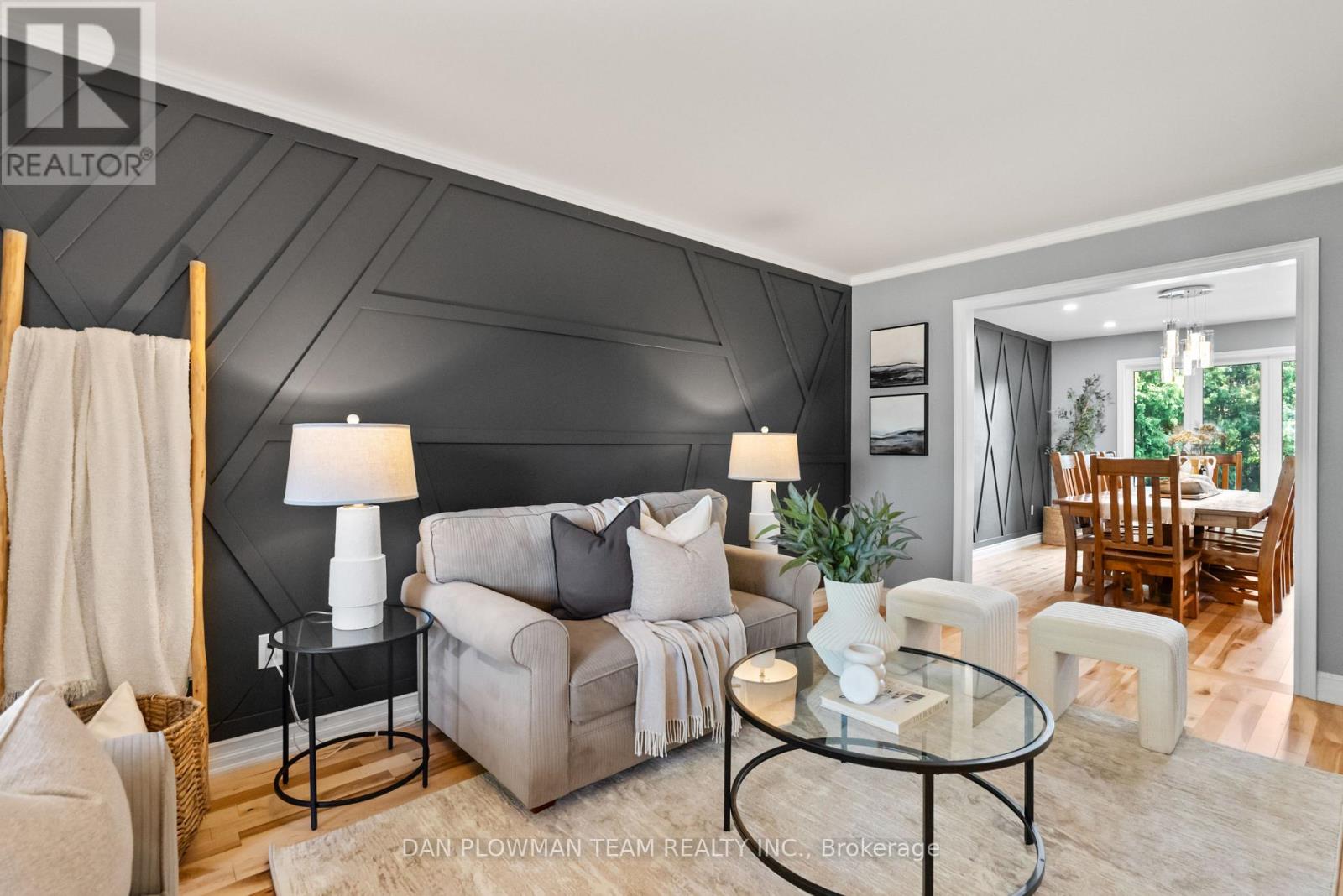 Photo 28 of 18 Headlands Crescent, Whitby ON
