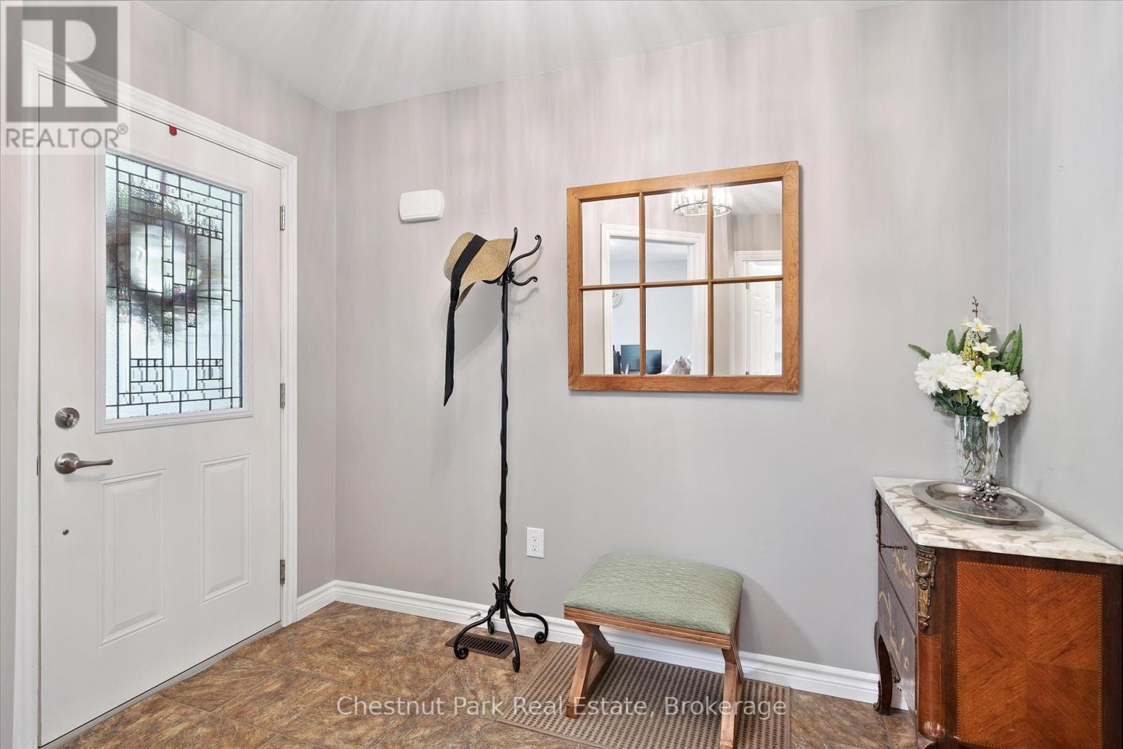 Photo 36 of 153 Pineridge Gate, Gravenhurst ON