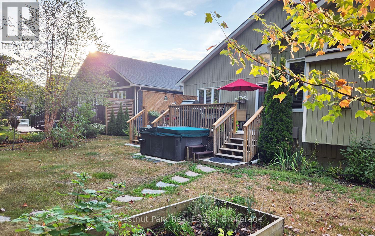 Photo 33 of 153 Pineridge Gate, Gravenhurst ON