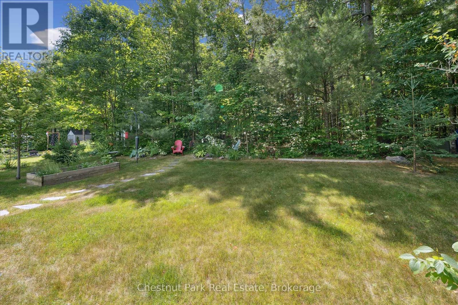 Photo 24 of 153 Pineridge Gate, Gravenhurst ON