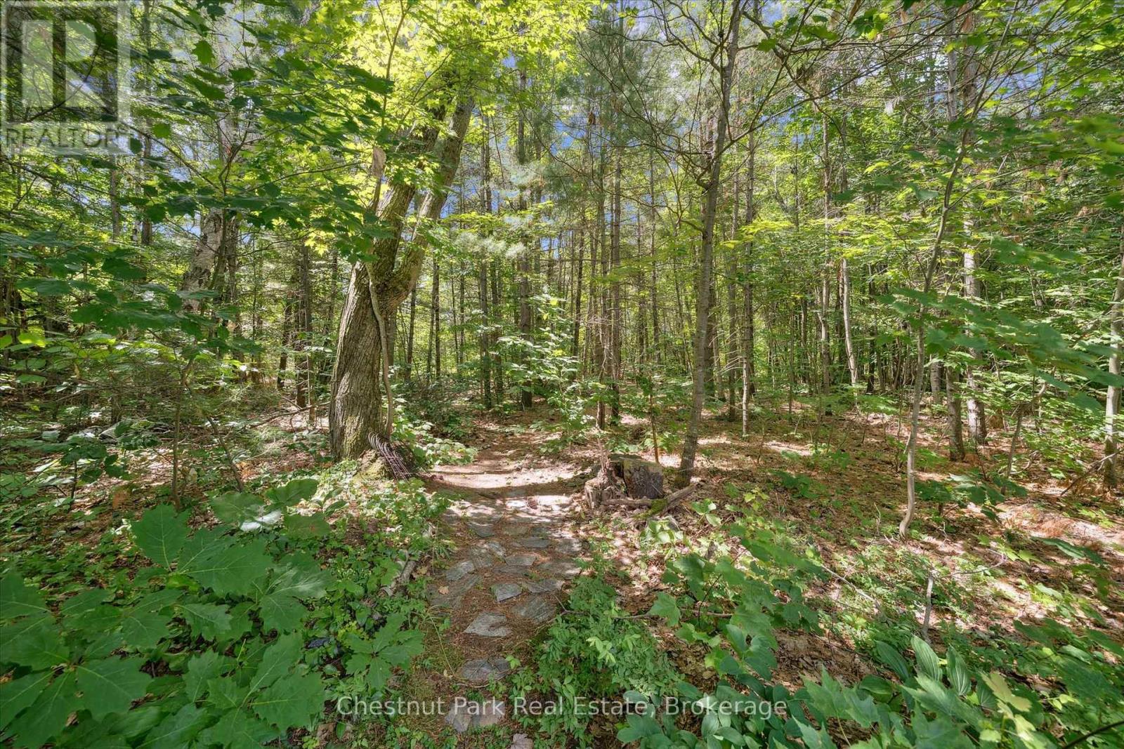 Photo 26 of 153 Pineridge Gate, Gravenhurst ON
