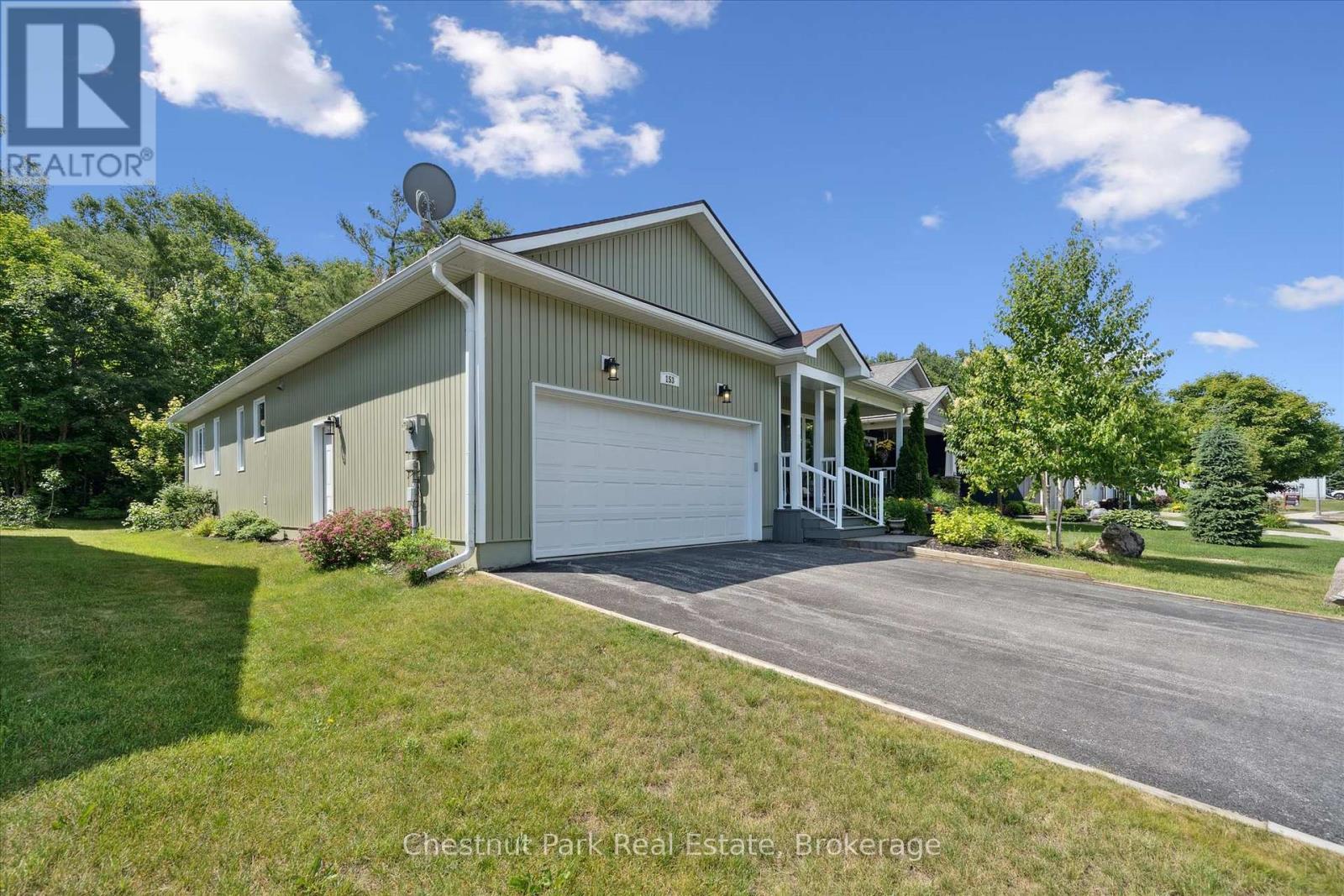 Photo 42 of 153 Pineridge Gate, Gravenhurst ON