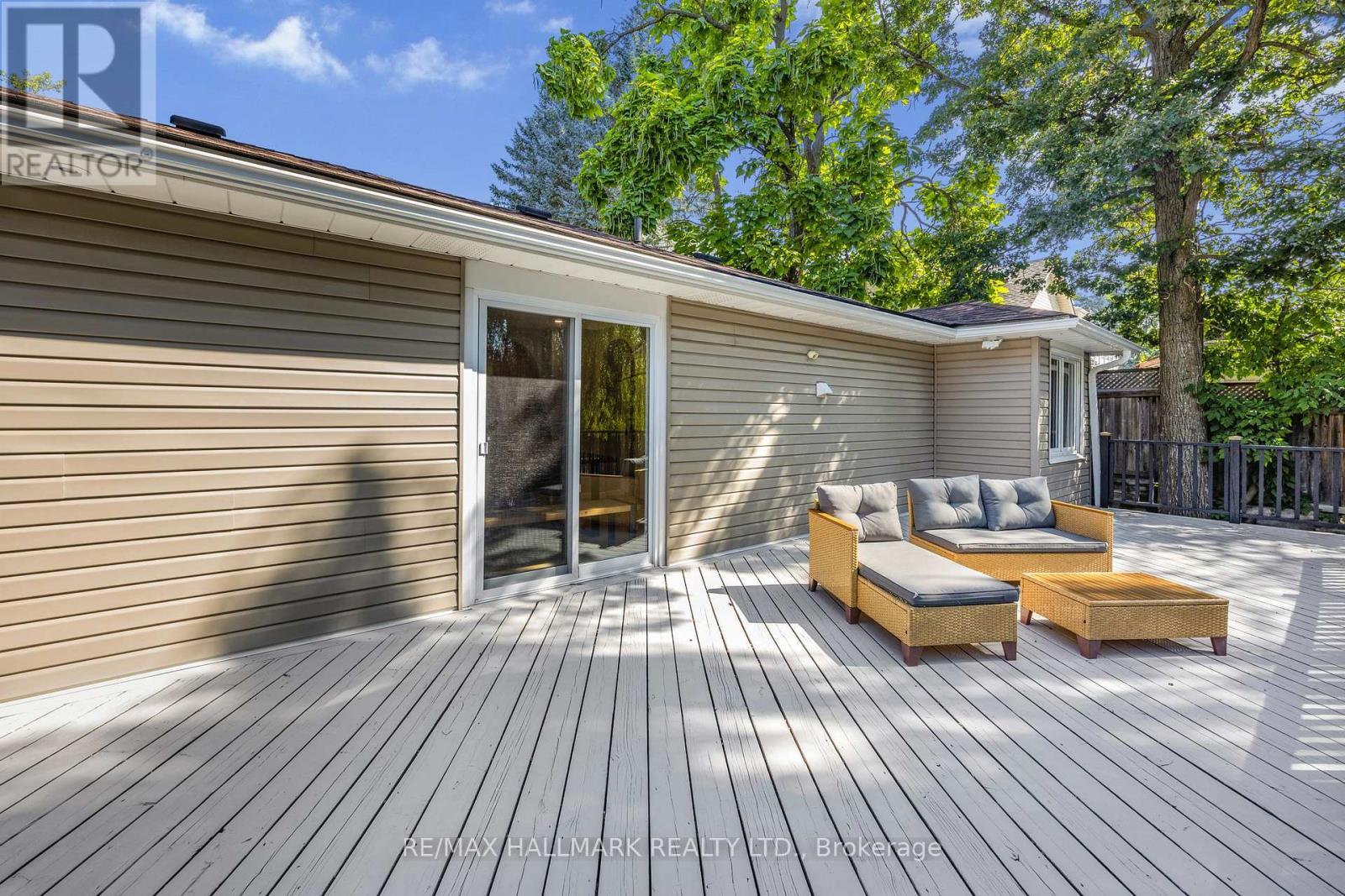 Photo 19 of 31 Mitchell Avenue, Whitchurchstouffville ON