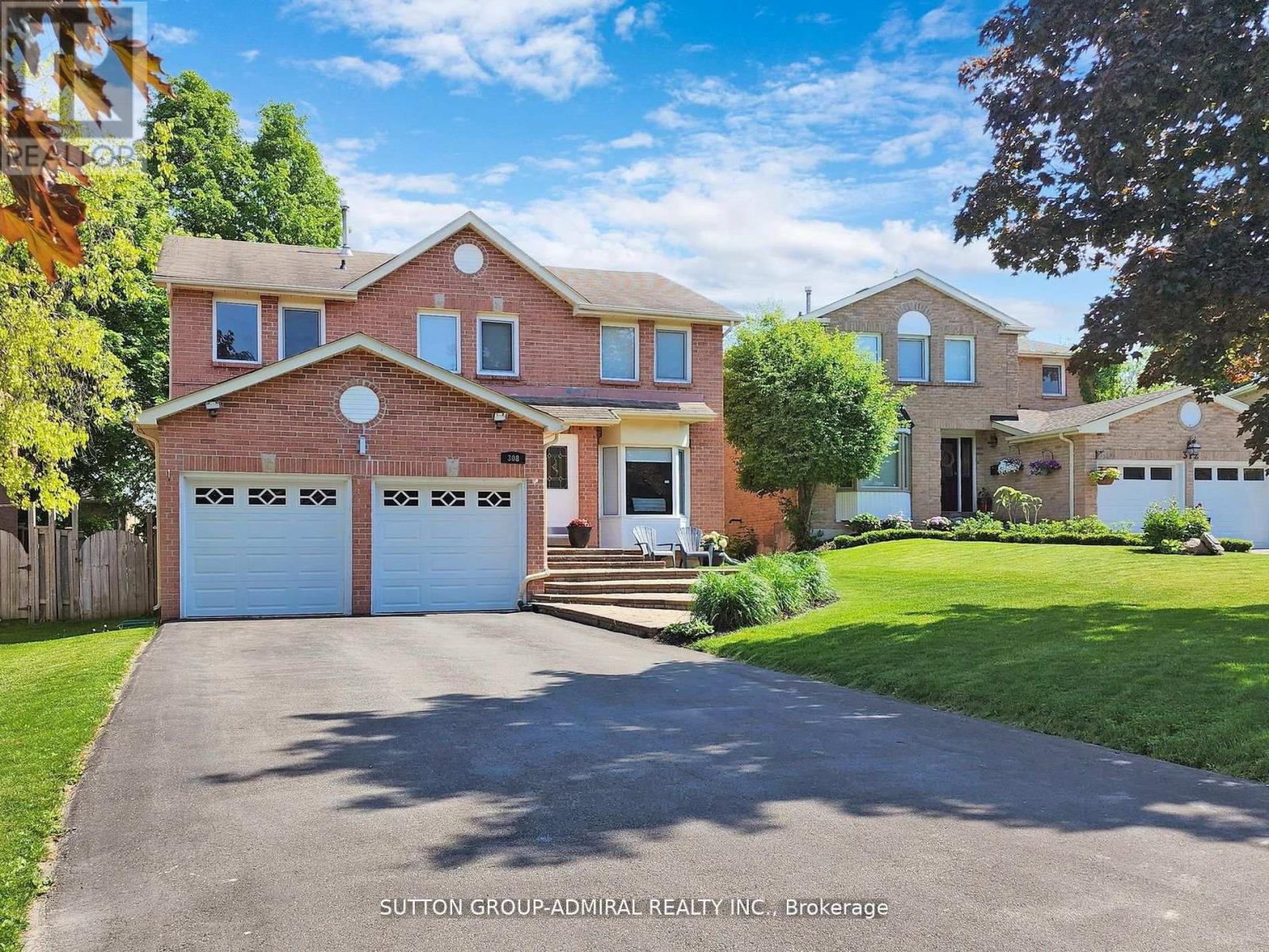 Photo 1 of 308 Petheram Place, Newmarket ON