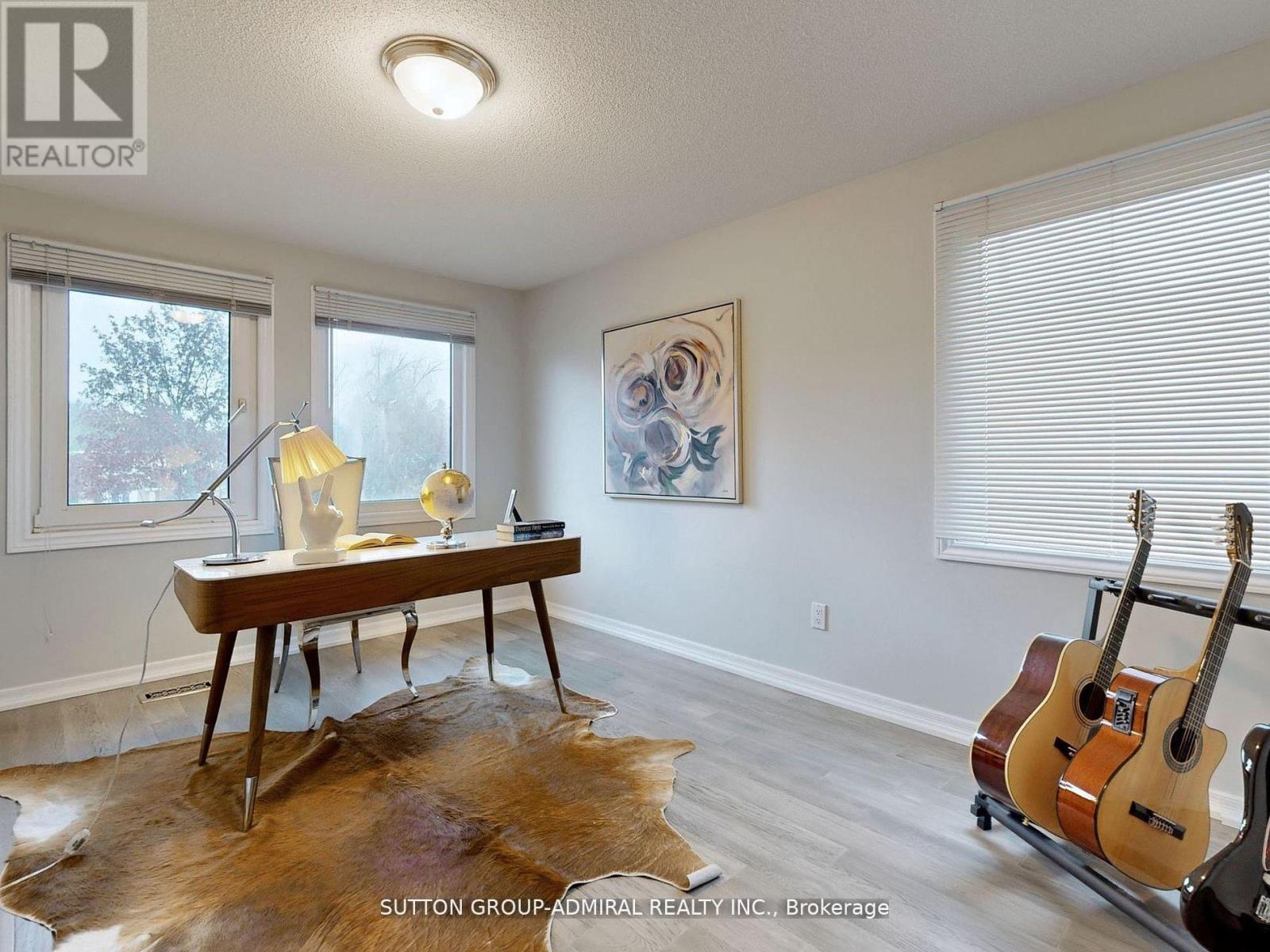 Photo 2 of 308 Petheram Place, Newmarket ON