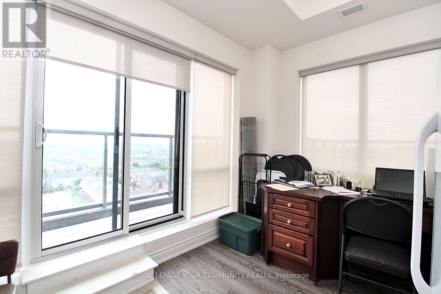 Photo 33 of Lph 5 A 9088 Yonge Street, Richmond Hill ON