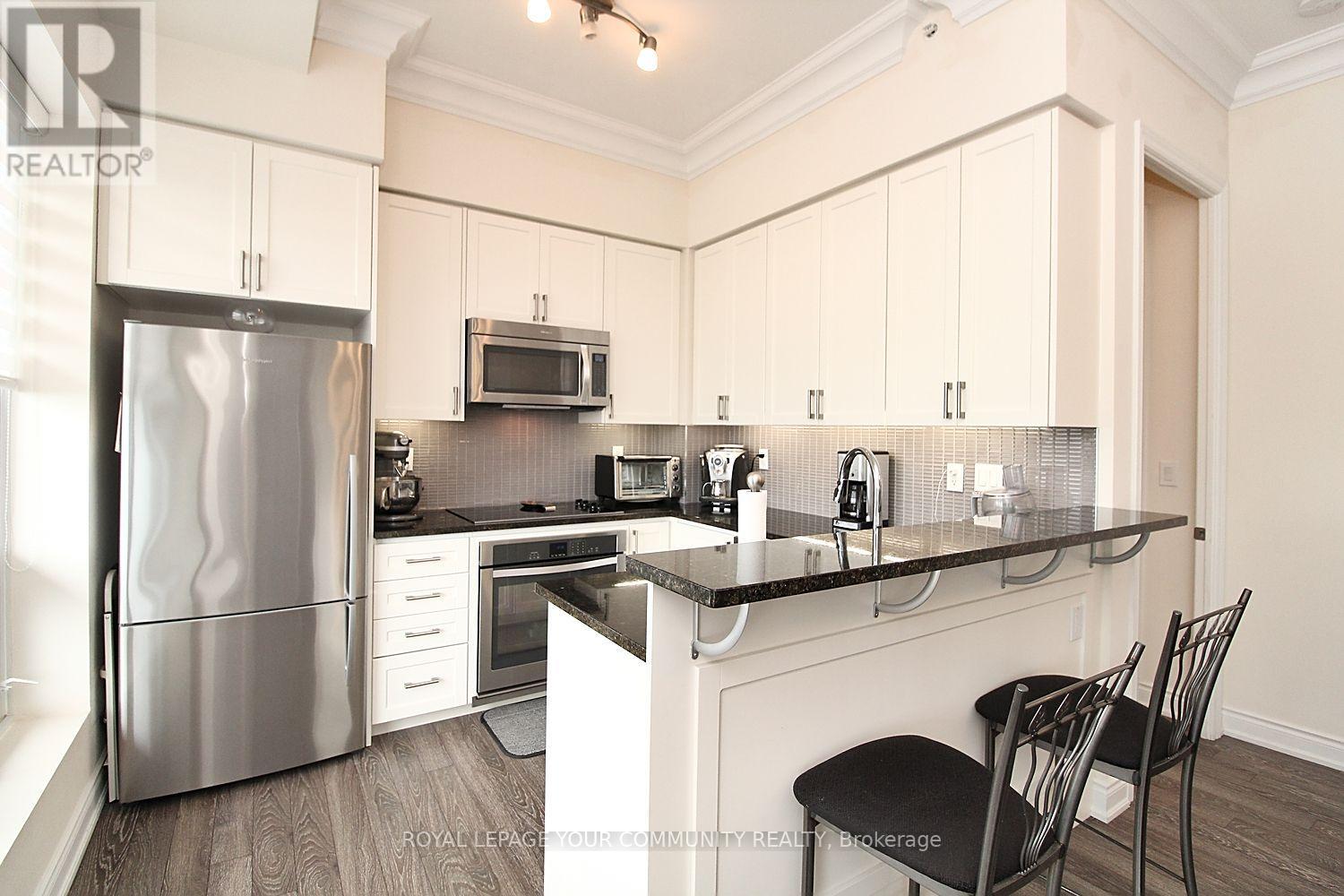 Photo 45 of Lph 5 A 9088 Yonge Street, Richmond Hill ON