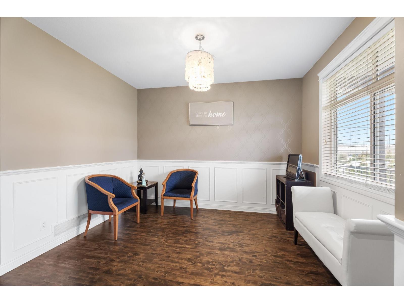 Photo 6 of 34624 5 Avenue, Abbotsford BC