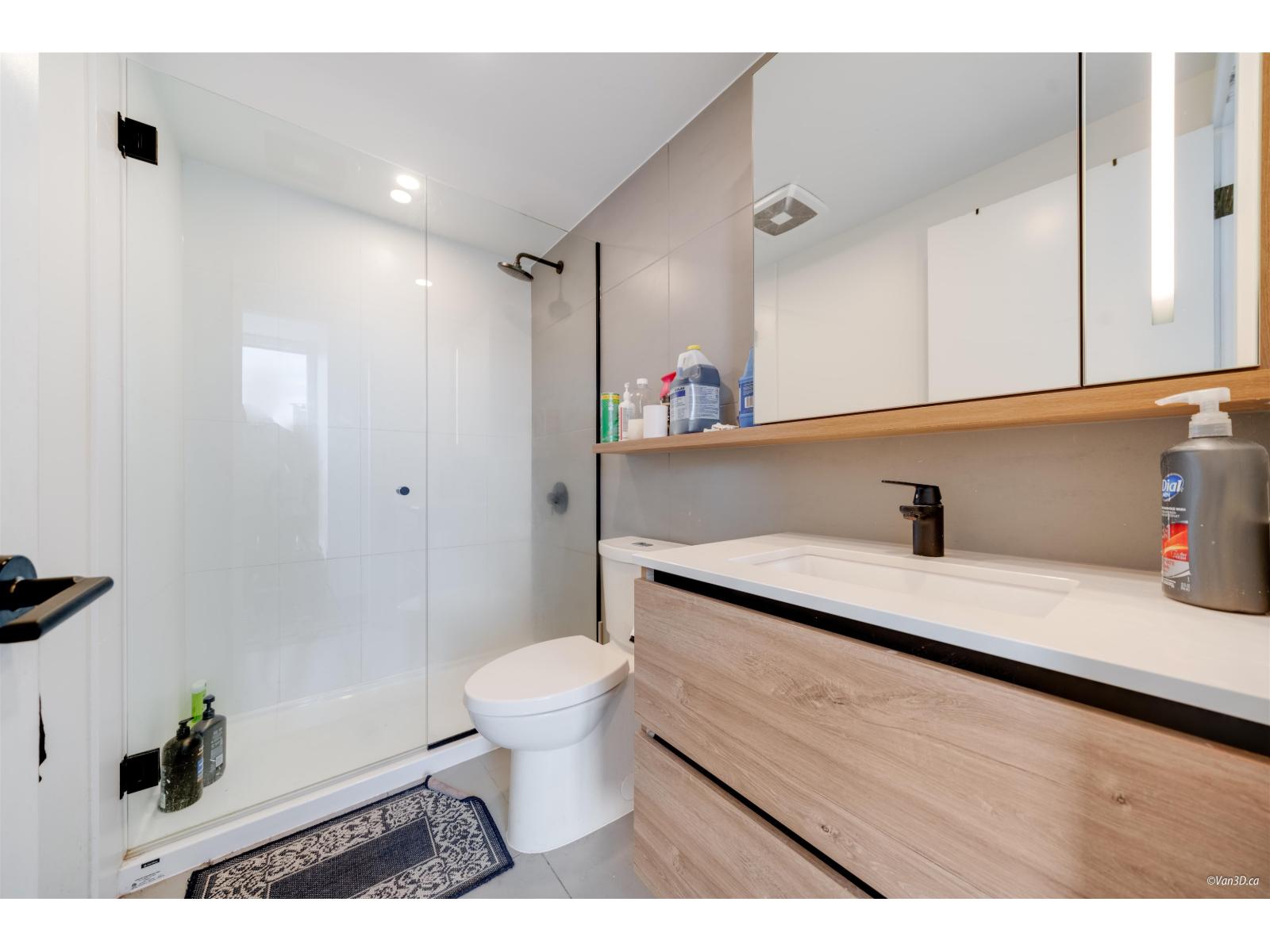 Photo 2 of 2710 10448 University Drive, Surrey BC