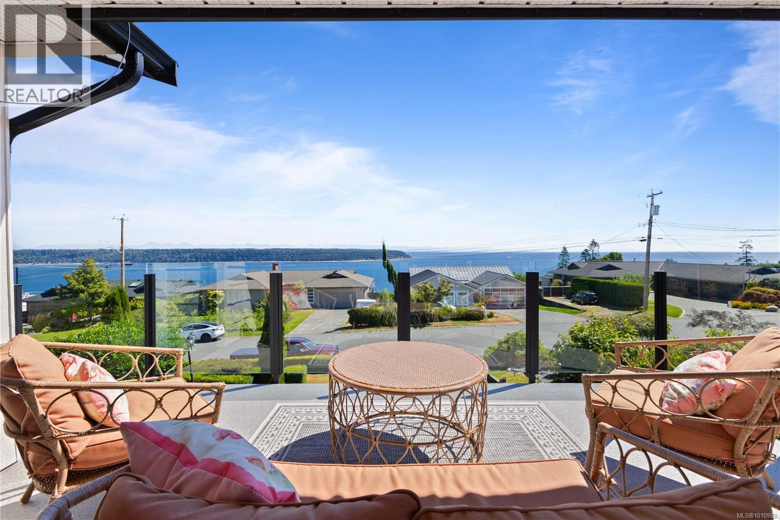 604 Galerno Rd, Campbell River
