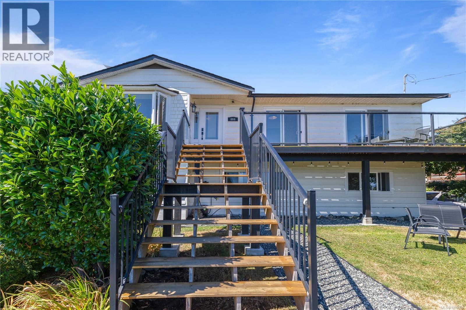604 Galerno Rd, Campbell River