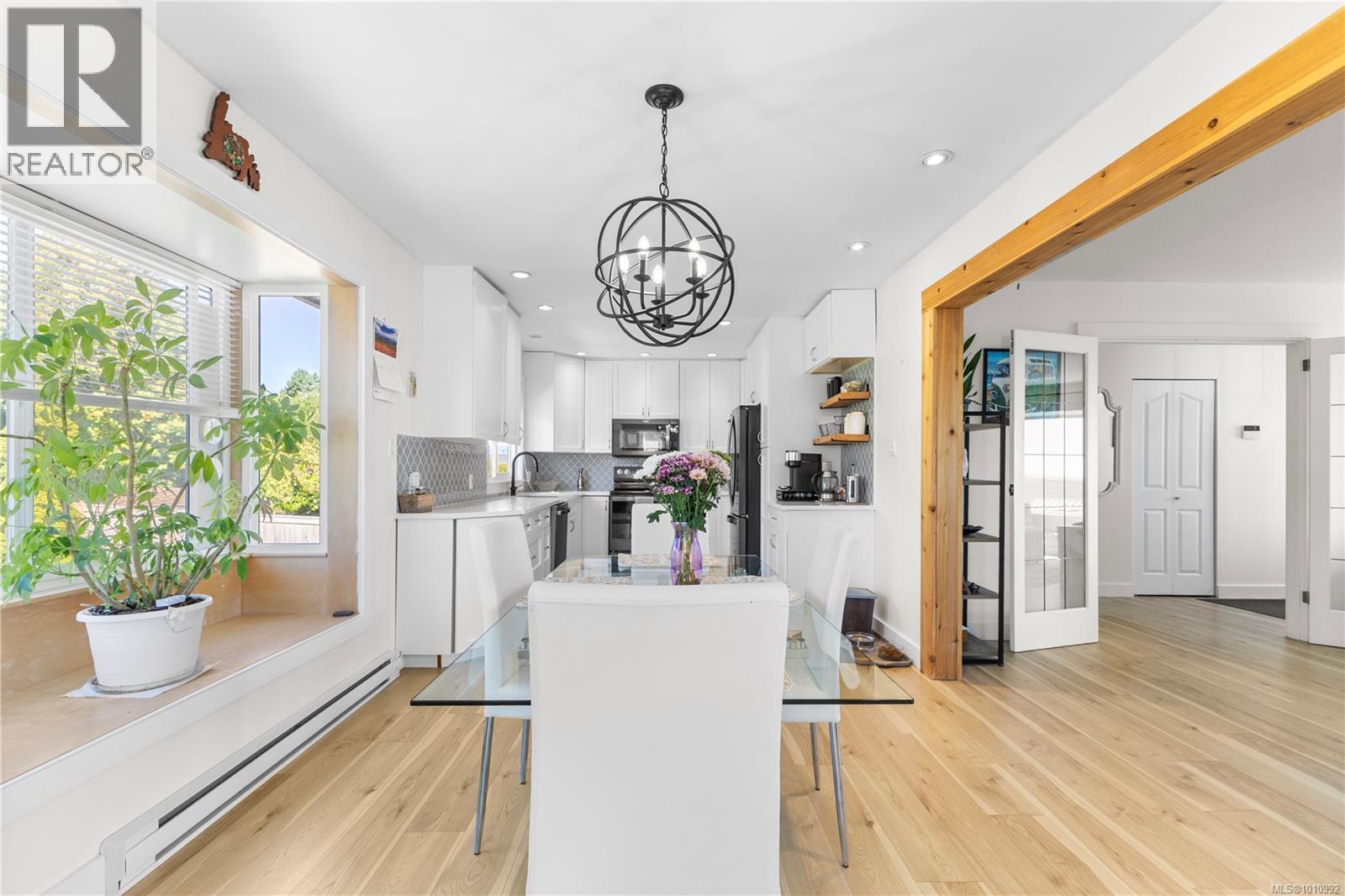 604 Galerno Rd, Campbell River