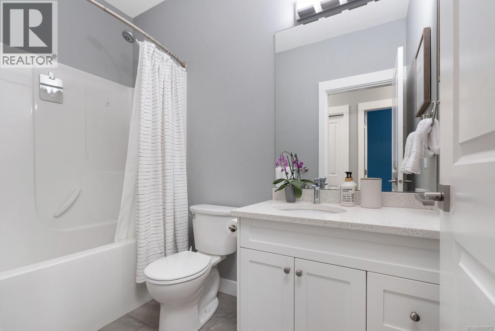 Photo 13 of 370 Cordan St, Nanaimo BC