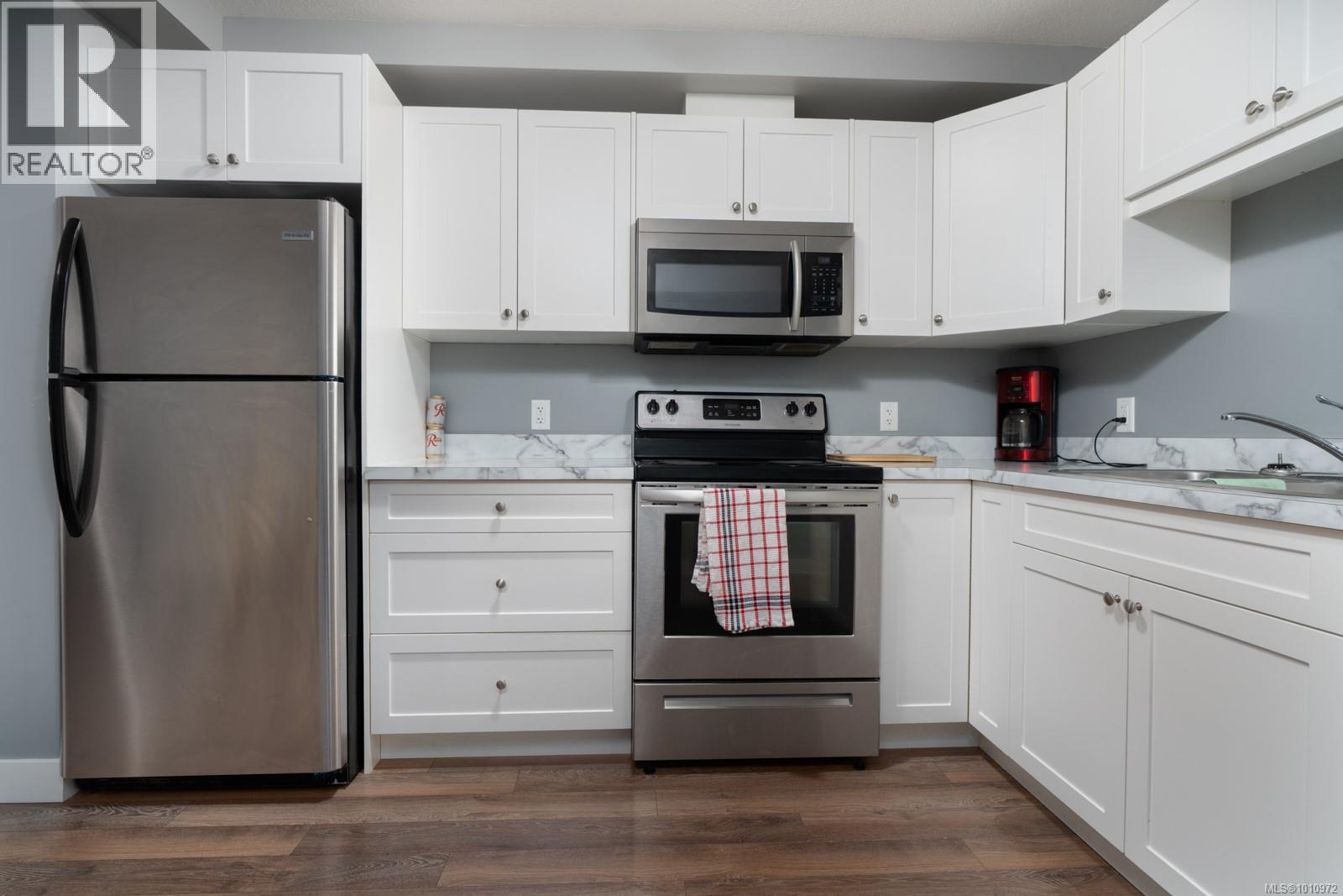 Photo 36 of 370 Cordan St, Nanaimo BC