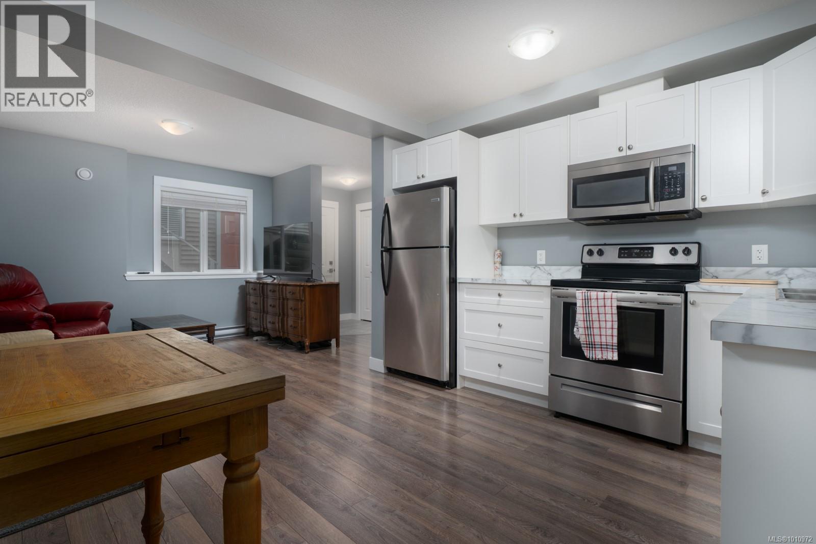 Photo 37 of 370 Cordan St, Nanaimo BC