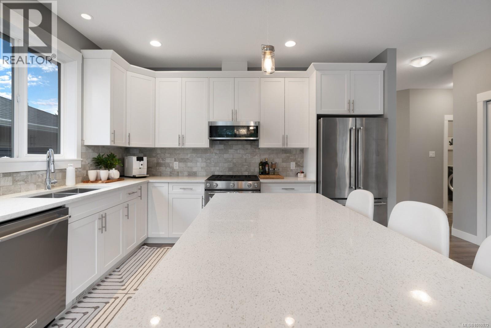 Photo 46 of 370 Cordan St, Nanaimo BC