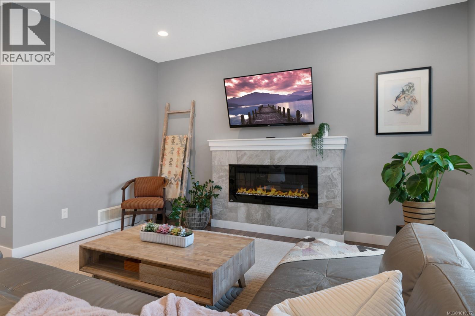 Photo 49 of 370 Cordan St, Nanaimo BC