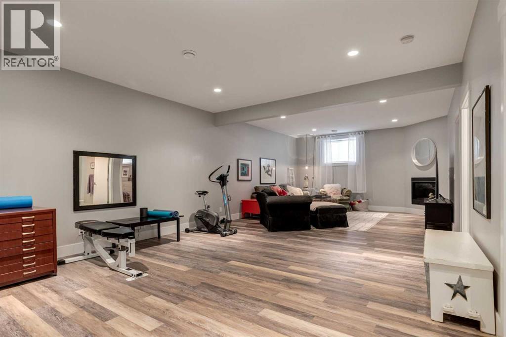 Photo 12 of 95 Sierra Morena Manor Sw, Calgary AB
