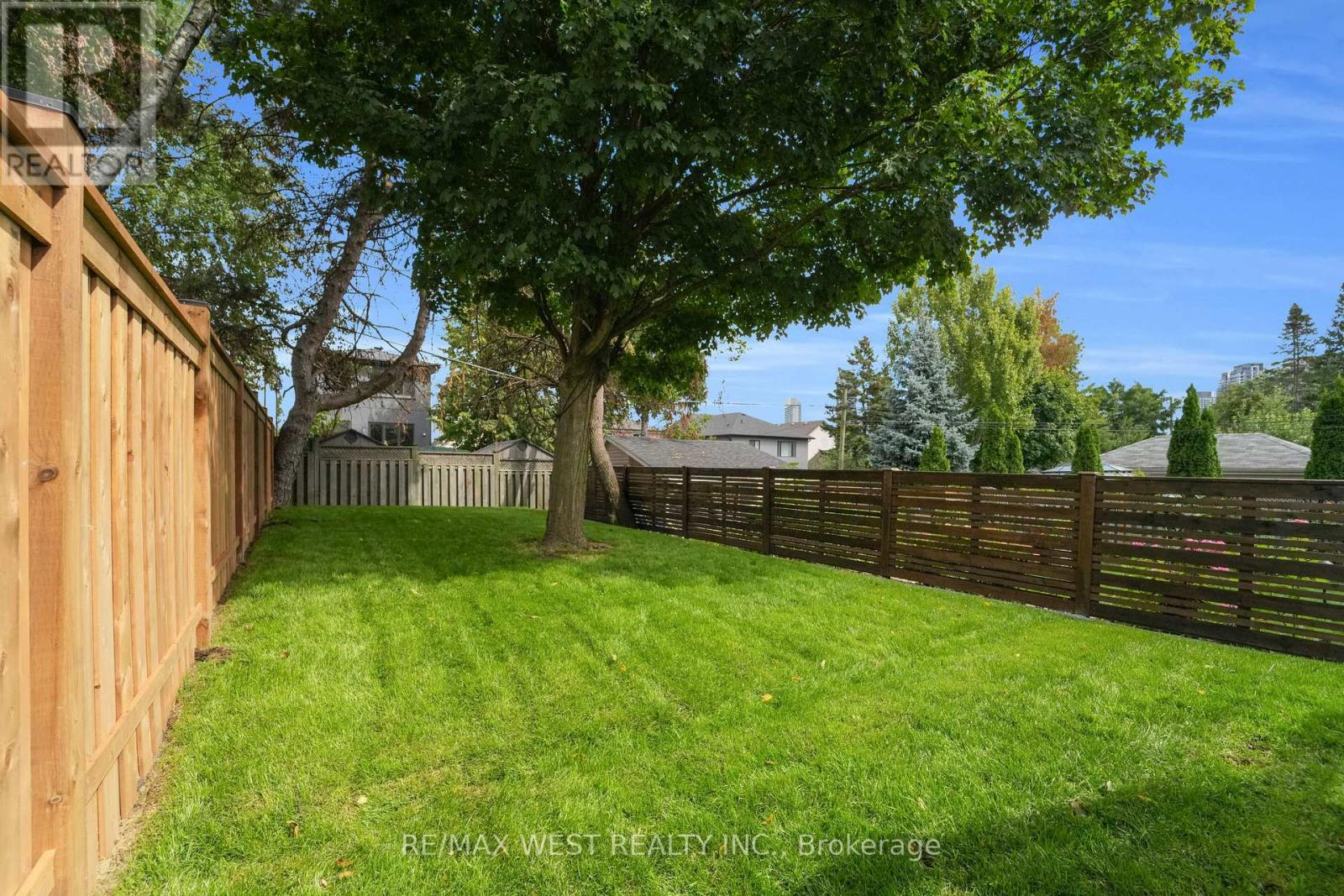 Photo 40 of 35 A Frances Avenue, Toronto ON