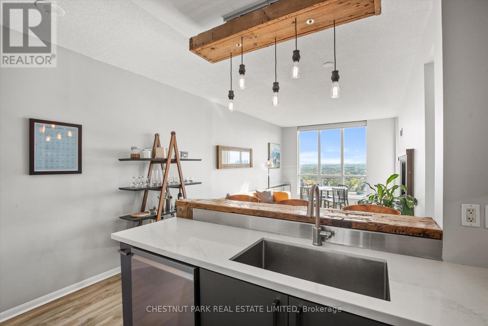 Photo 17 of 2216 185 Legion Road N, Toronto ON