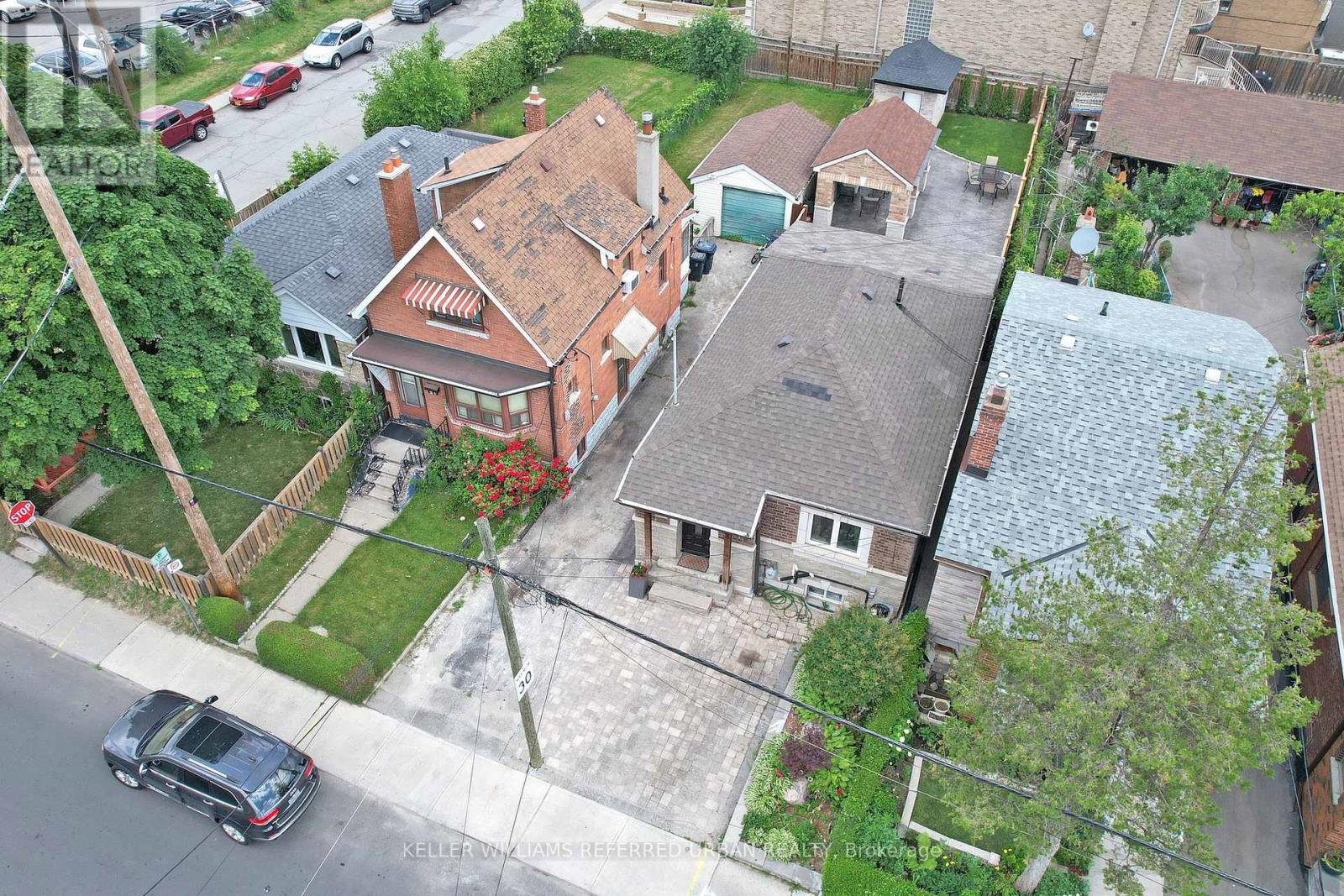 Photo 48 of 19 Bicknell Avenue, Toronto ON