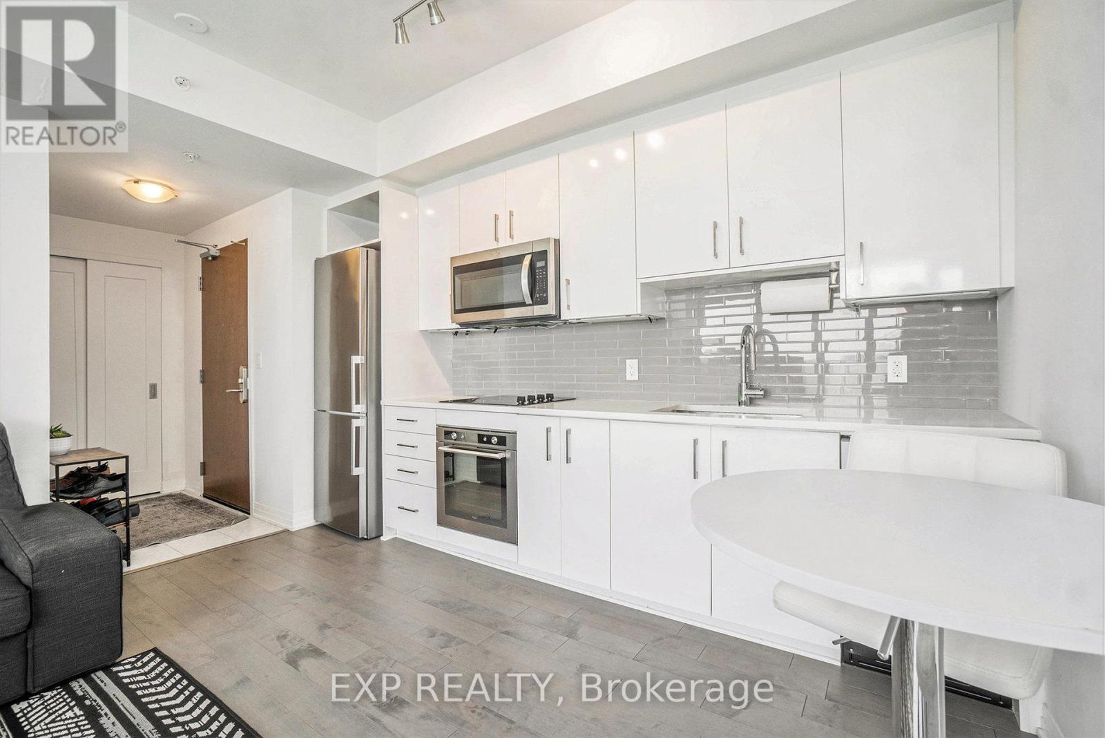 Photo 11 of 907 805 Carling Avenue, Ottawa ON