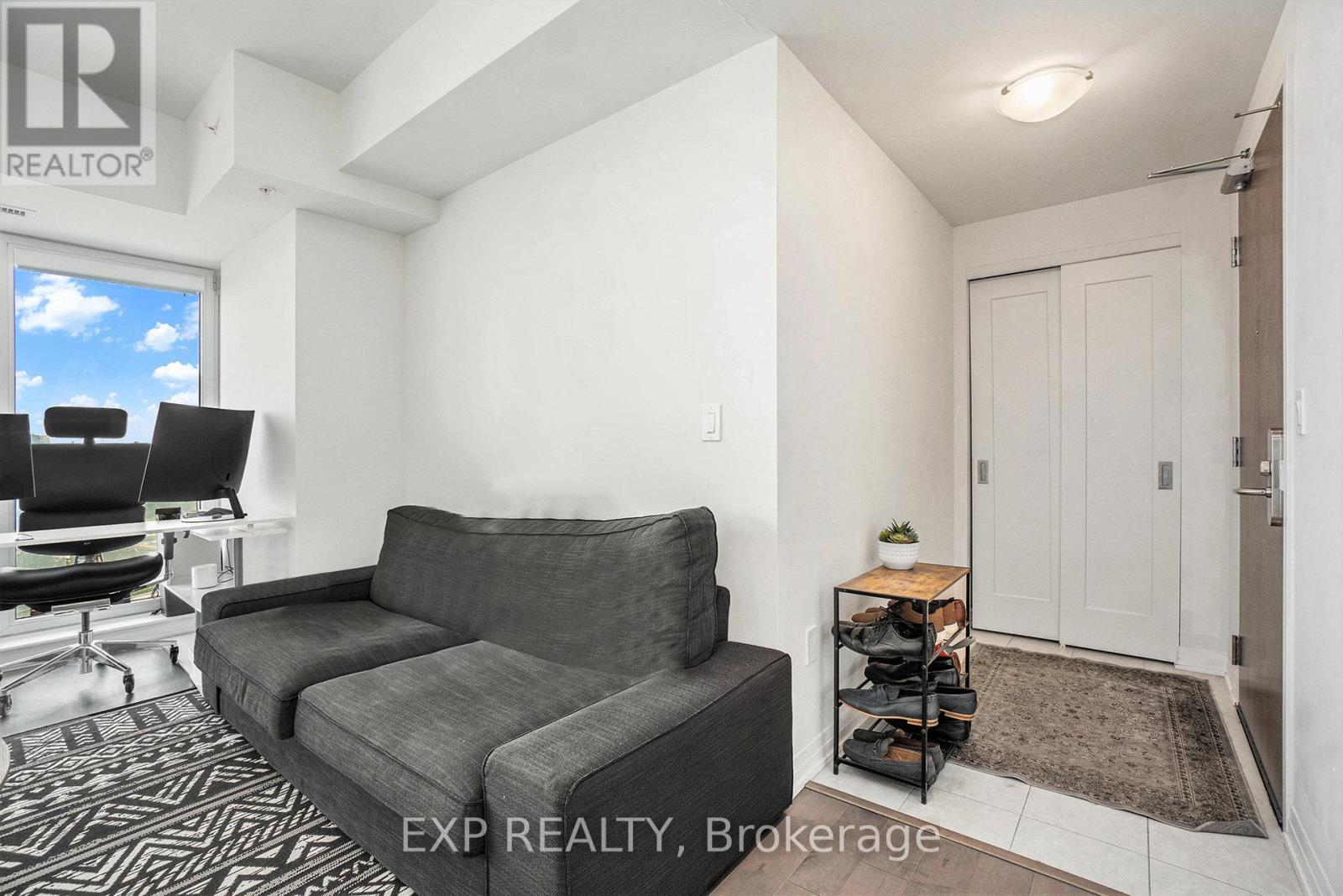 Photo 12 of 907 805 Carling Avenue, Ottawa ON
