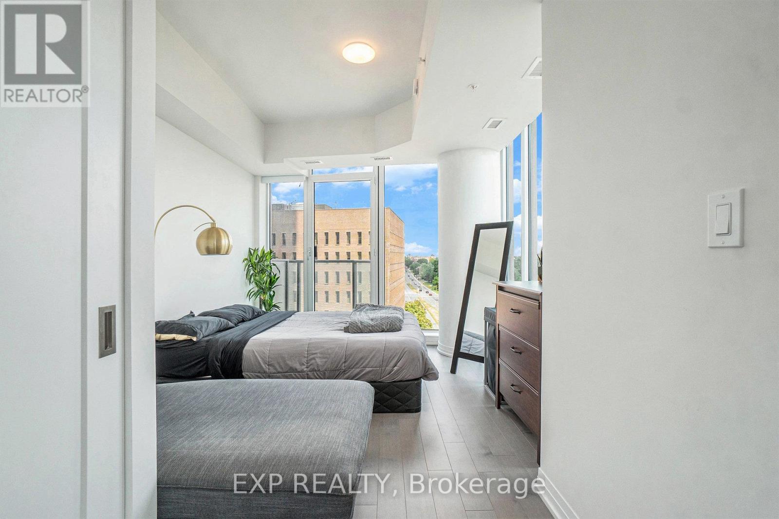 Photo 15 of 907 805 Carling Avenue, Ottawa ON