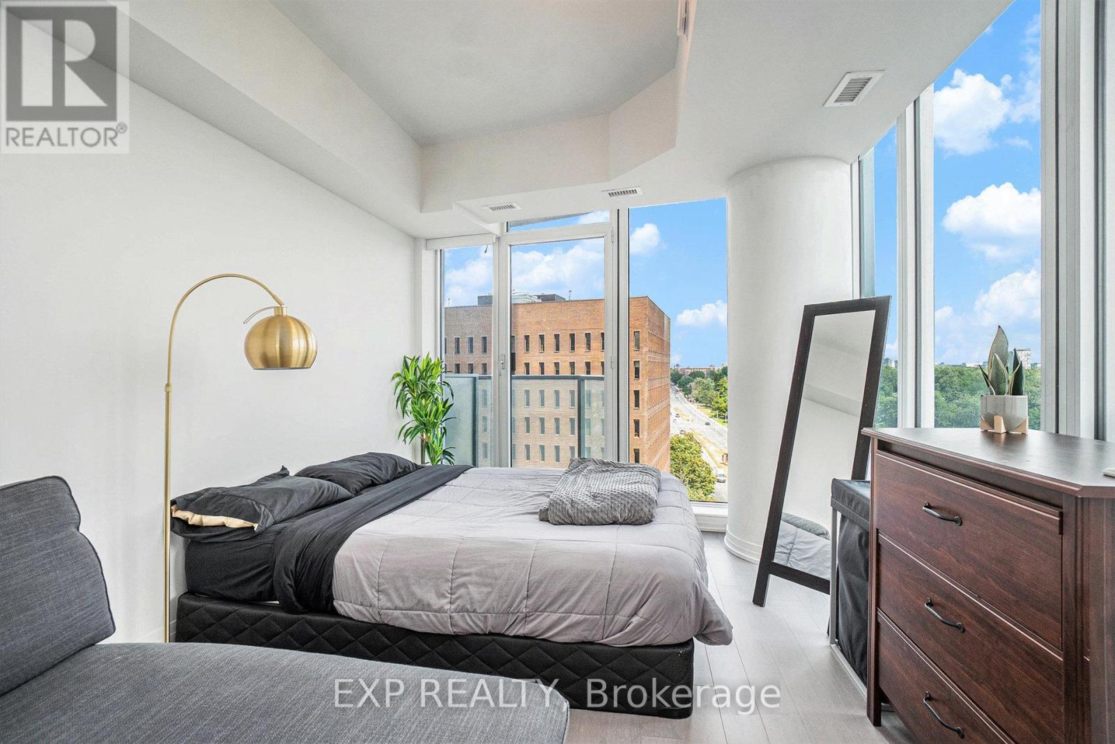 Photo 16 of 907 805 Carling Avenue, Ottawa ON