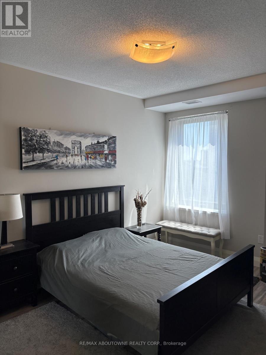 Photo 33 of 419 118 King Street E, Hamilton ON
