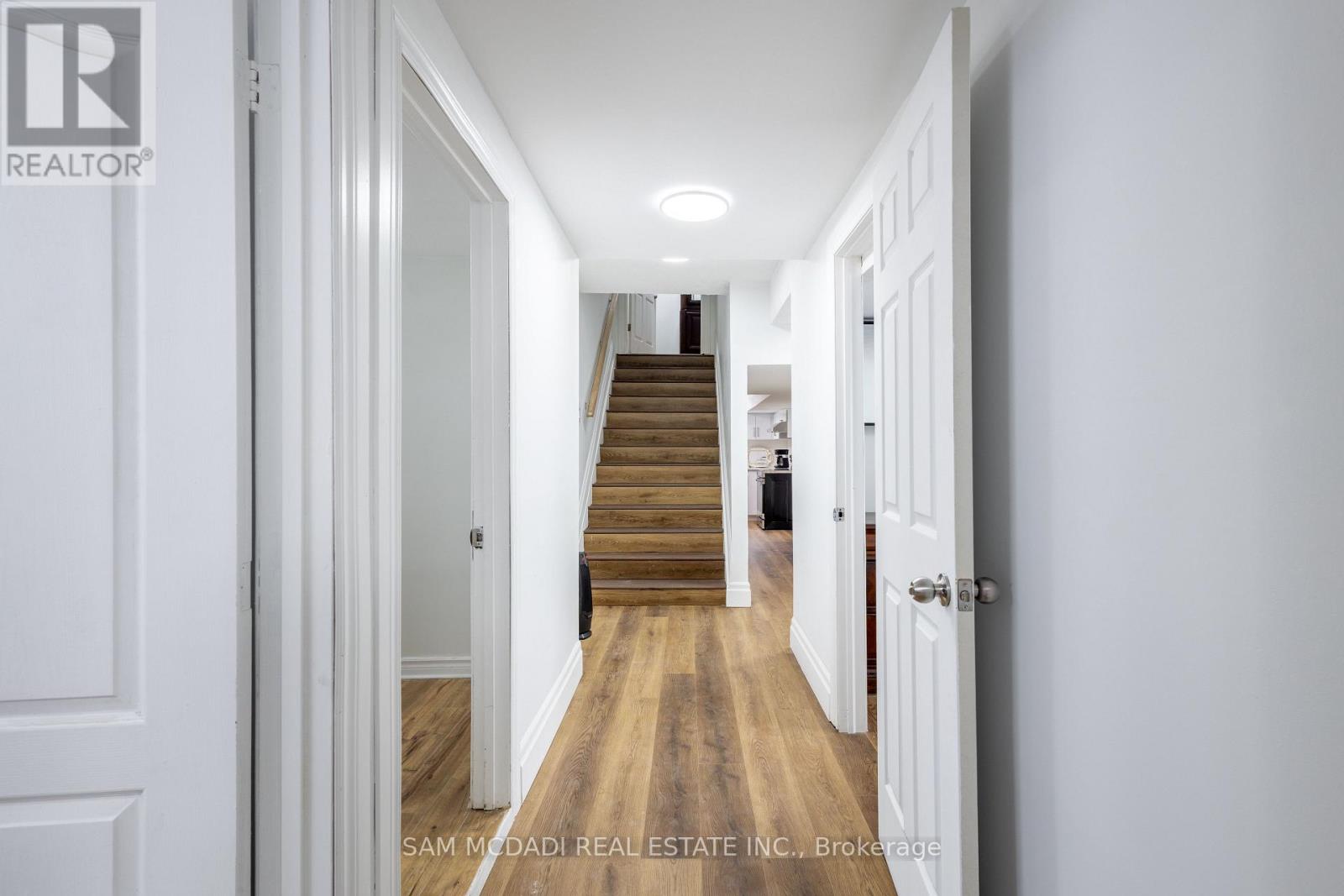 Photo 28 of 855 Jerseyville Road W, Hamilton ON